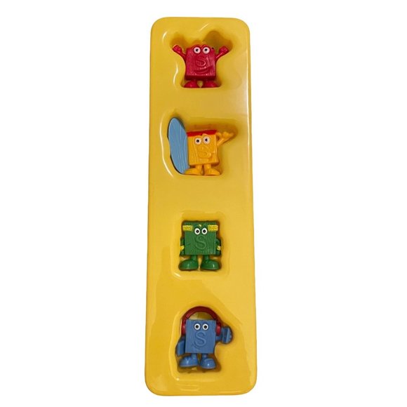 Scrabble Junior Game 2014 Hasbro COMPLETE - Picture 5 of 10